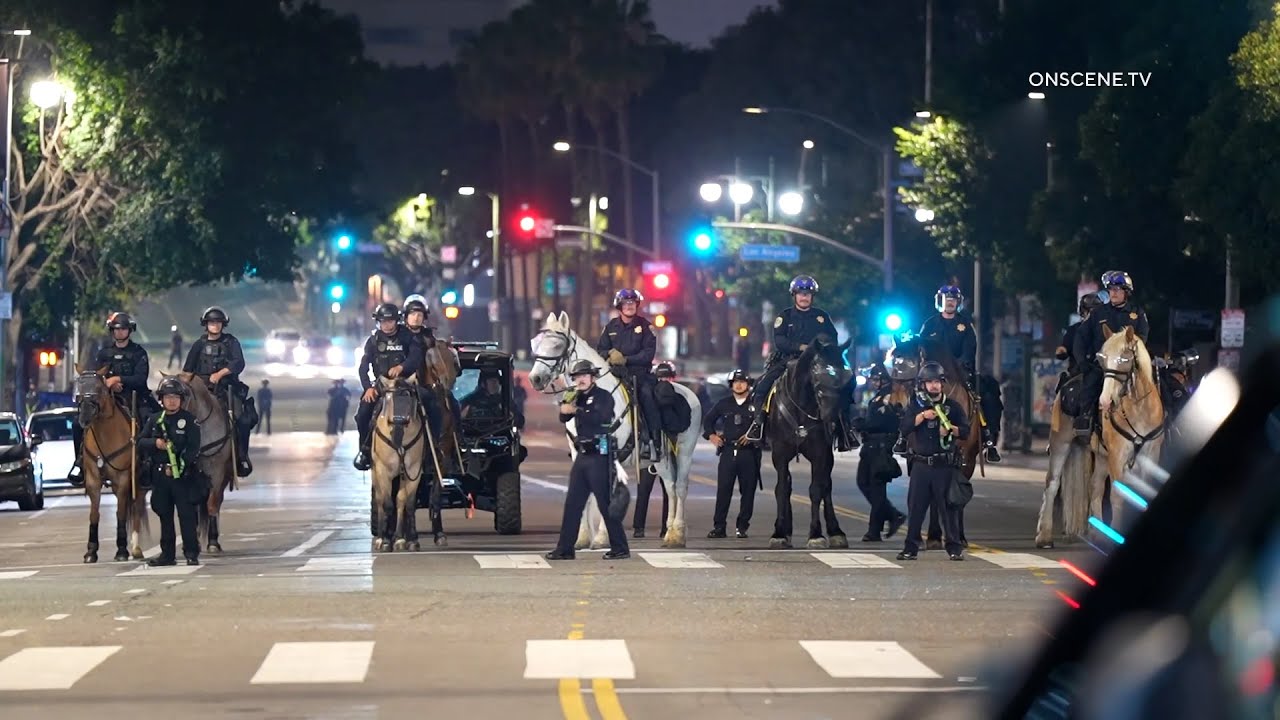 Horse Mounted Officers Help Disperse Protesters During 5th Night of Protests