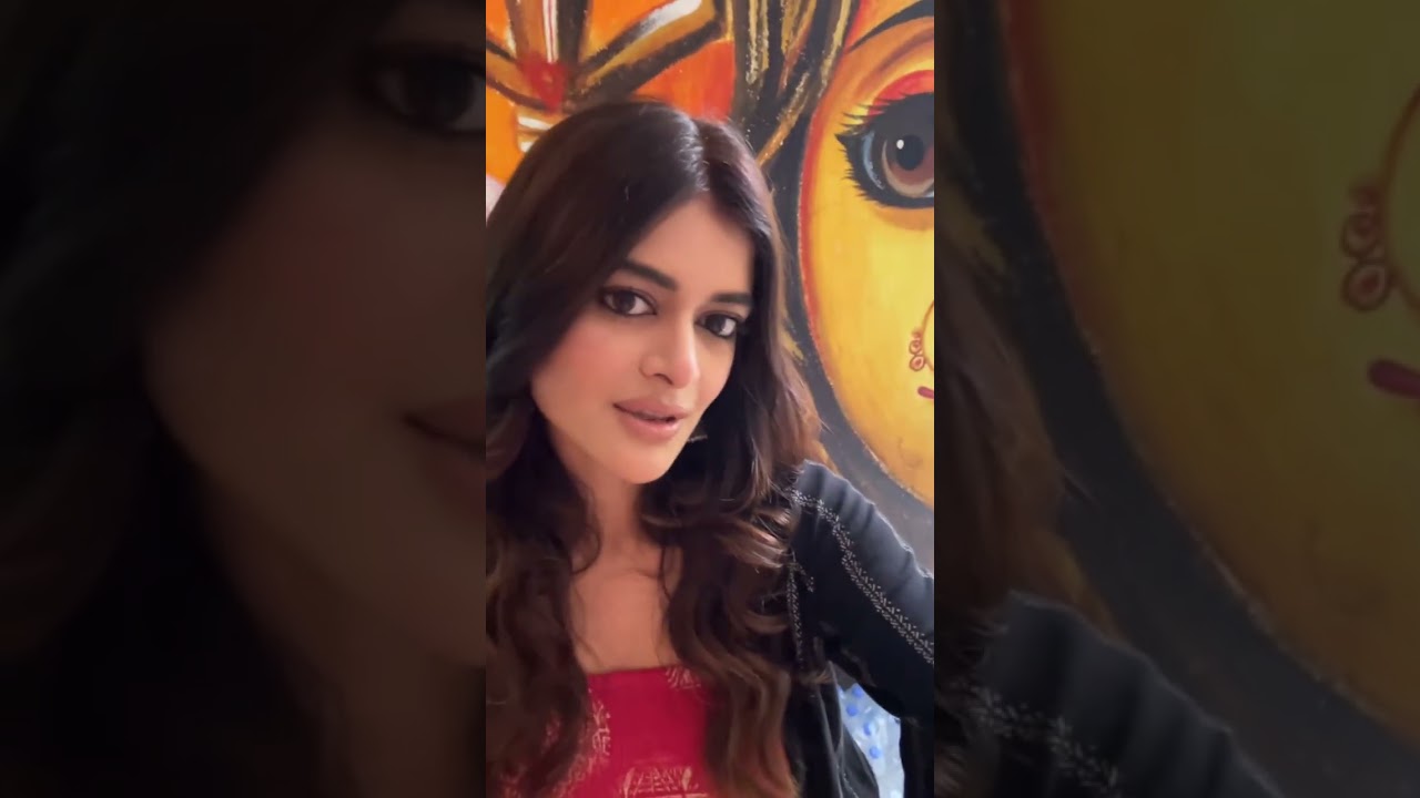 hot actress madhumita sarkar looks sexy in bold dress #viral #navel #bikini #oops #beach (2)