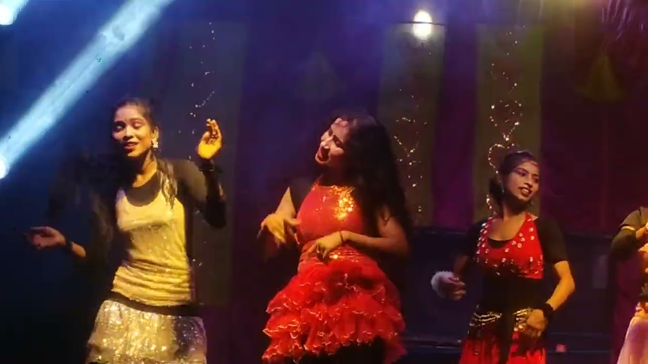 Hot Dance On Stage 18+ Dance Hungama