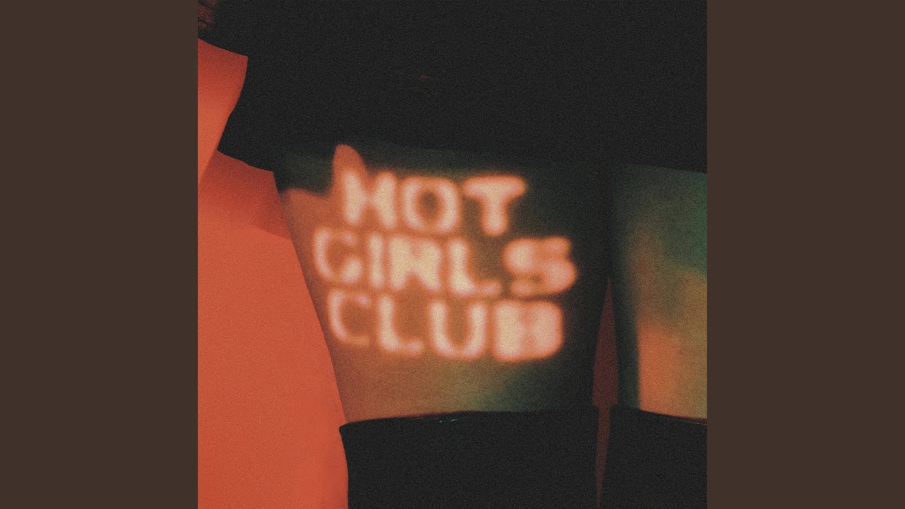 HOT GIRLS CLUB
