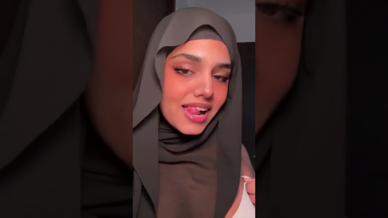 Hot Hijab Girl Dalilaahzahara #dalilaahzahara