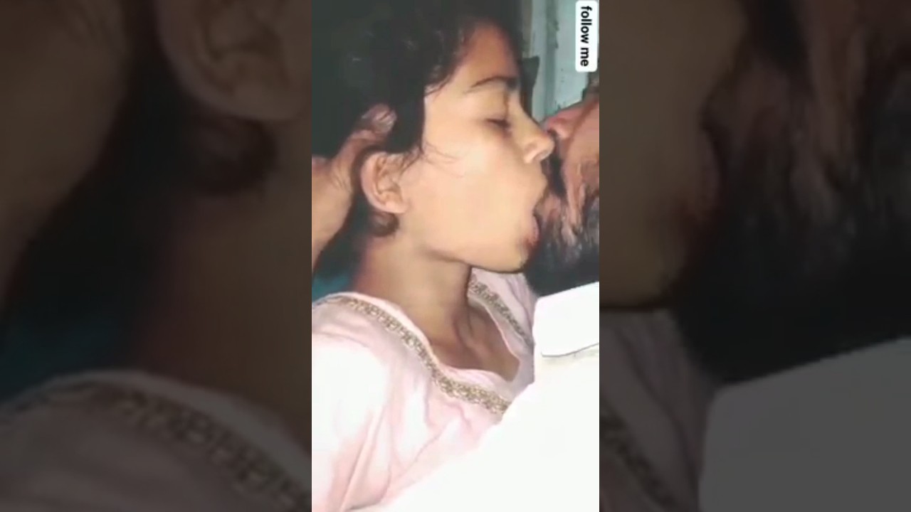 hot kiss Bangladesh