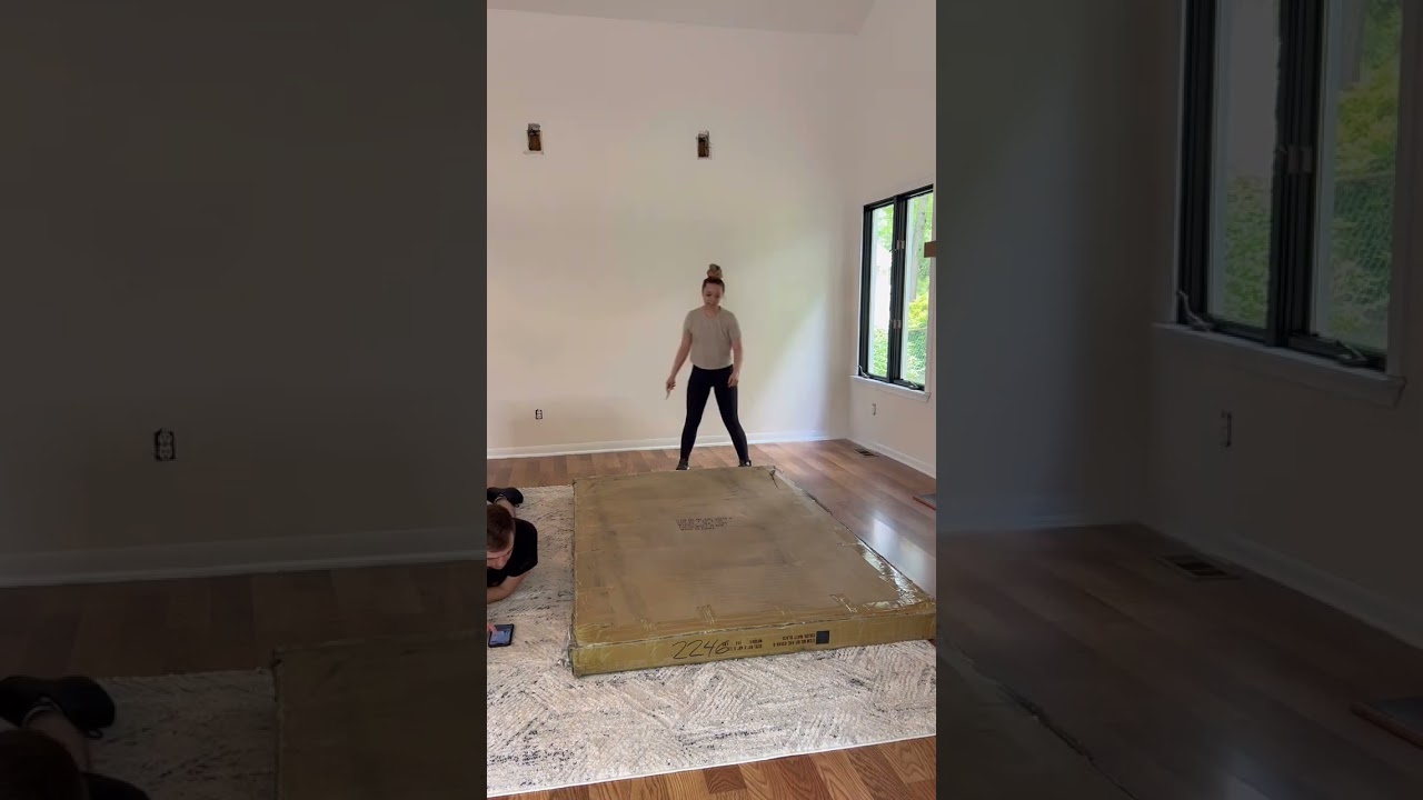 HOT MESS LAKE HOUSE RENOVATION PART 27! | VIRAL TIKTOK SERIES | LEXI DIY