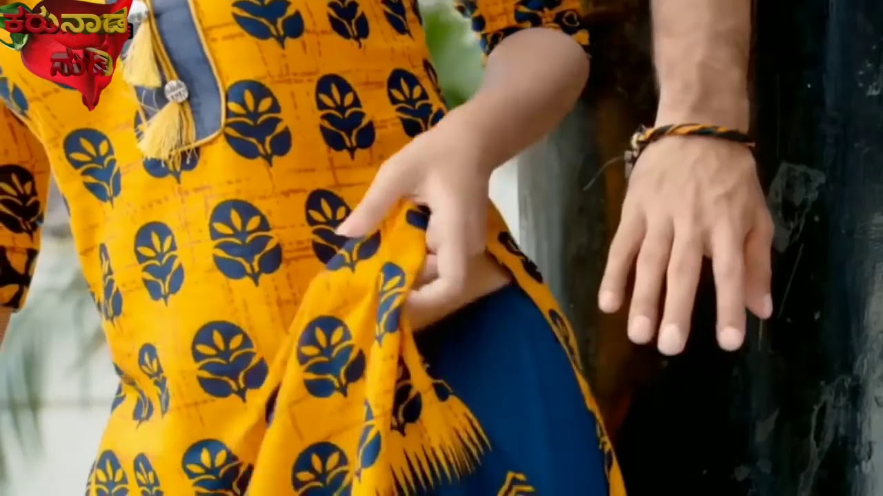 Hot video ! larki larka k sath kya kr rahi hai