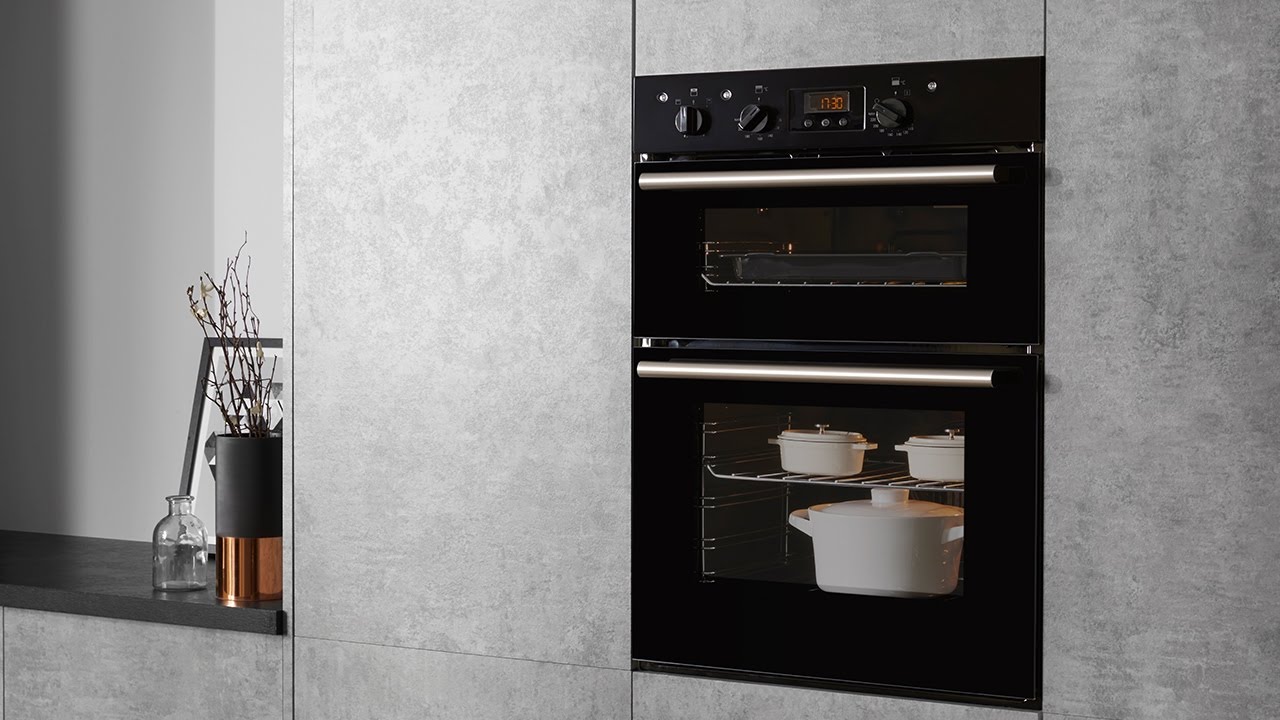 Hotpoint Class 2 DD2 540 BL Built-in Oven
