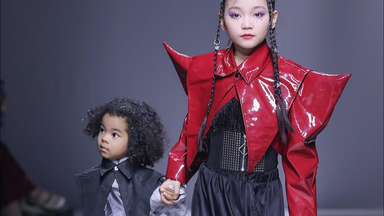 How baby XiXi became the youngest kid  in 2024 China fashion show