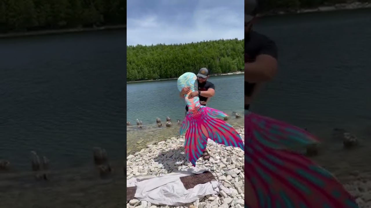 How mermaids get around