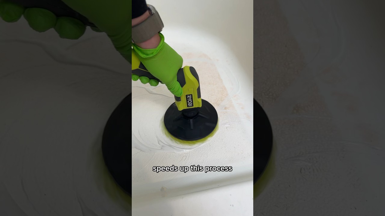 How To Clean The Non Slip Bottom Of Your Shower or Tub #cleaning #cleaningtips #satisfying