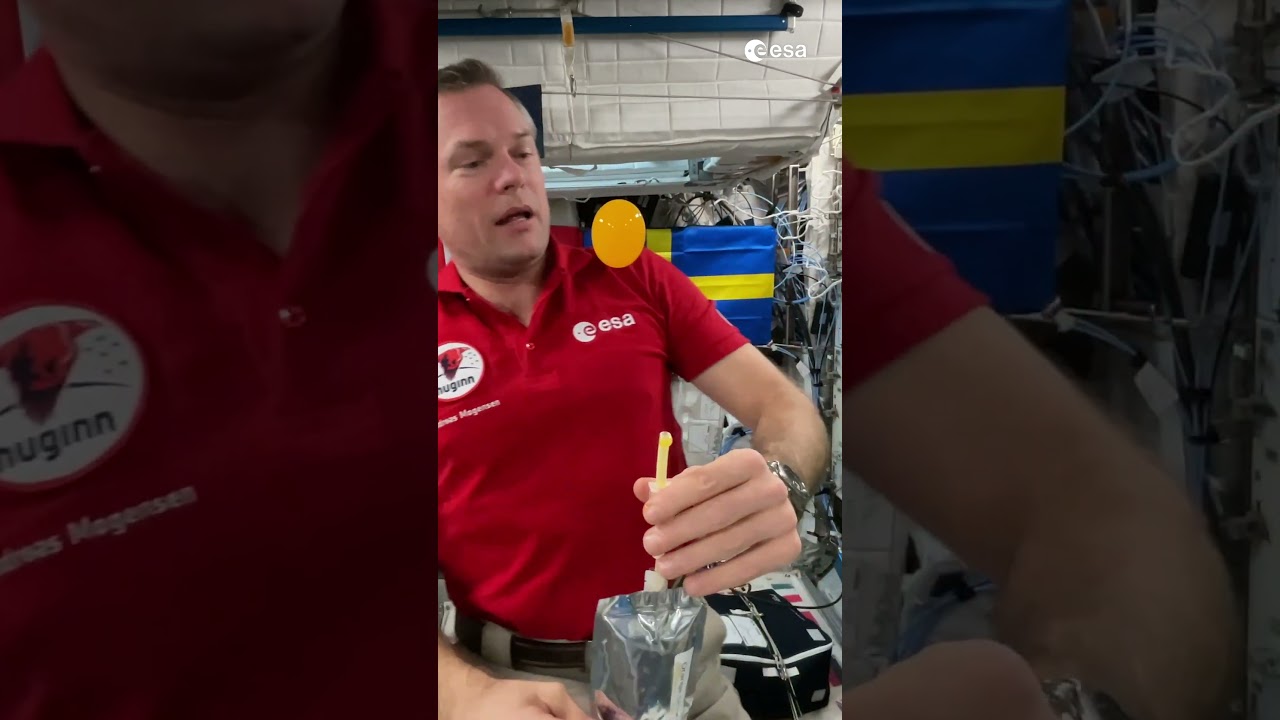 How to drink orange juice in space (Fun way)🧃 #shorts