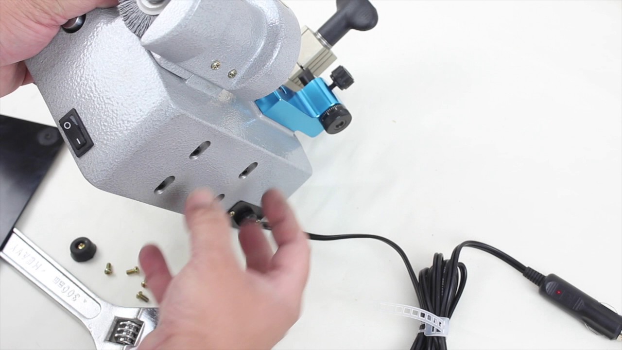 How to service the GL-320 Key cutting machine