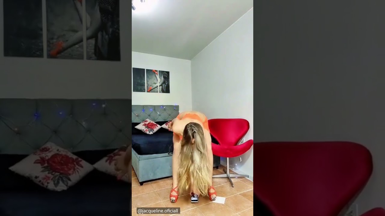HOW TO USE THIS CLOTHES TO DANCE    Mini Saia Jacqueline Darley