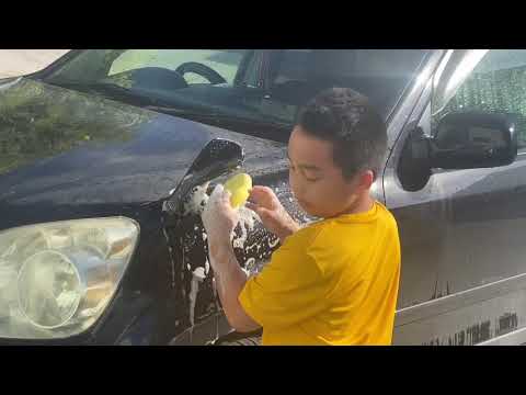 HOW WE WASH OUR CAR! I MAC & MOMMY FLO