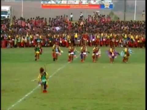 HRH Inkhosatana Princess Sikhanyiso of Swaziland Giya at the Umhlanga Reed Dance 2010 1)