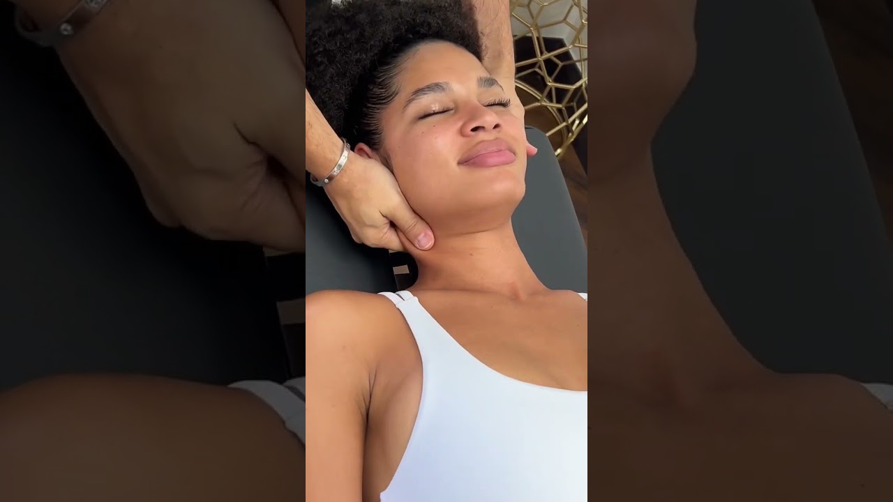 Huge Neck Cracking Sound ASMR Crunchy! Neck Pain Beverly Hills Chiropractor