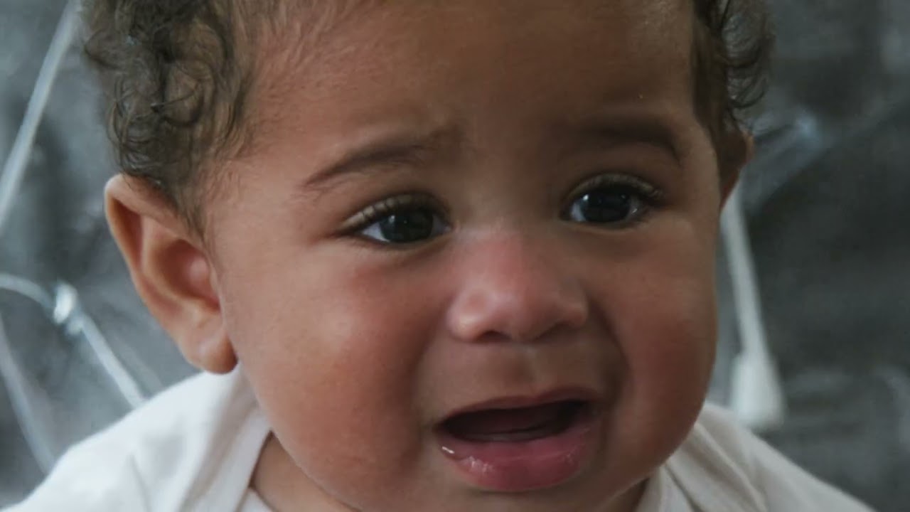 Huggies® Little Snugglers® :15 | Blowout Protection in Every Direction