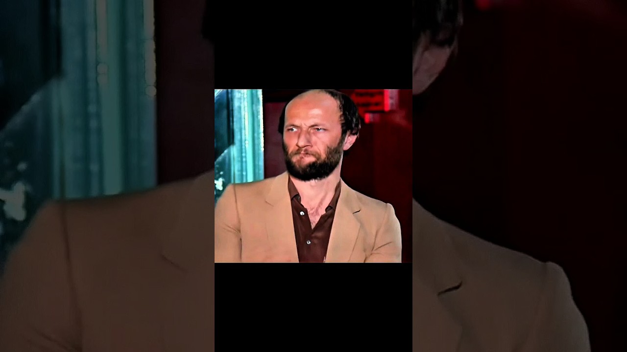 Hunharca dans eden adam Coşkun.