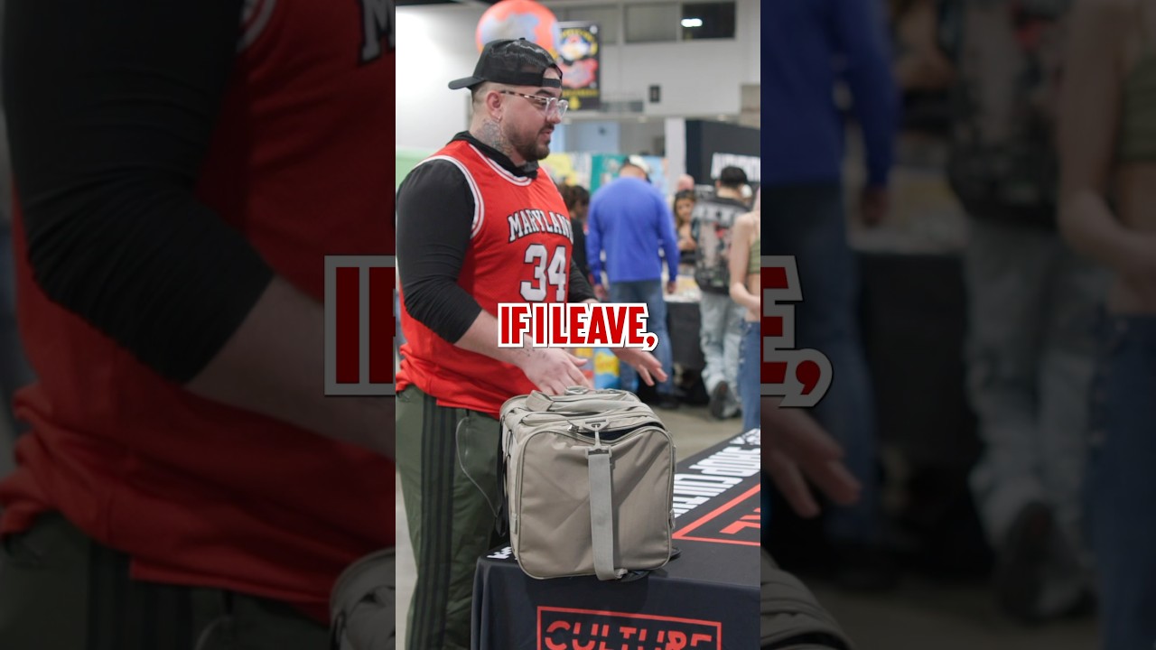 I Bought A $300 Mystery Box At Sneaker Con! #viralvideo #ytshorts #trending #comedy #funny #yt
