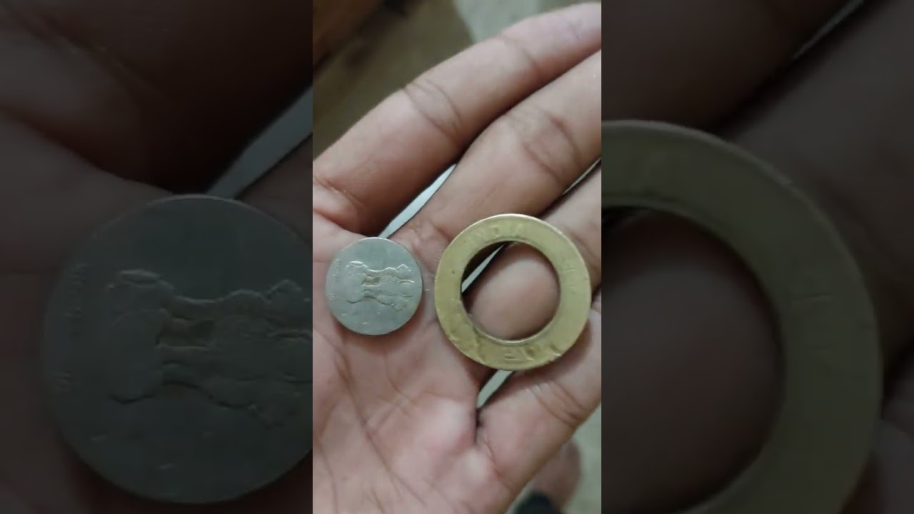I found a broken 10 rs coin 😲| आपने भी देखा है क्या❓️😅#shorts #ytshorts #trending #brokencoin