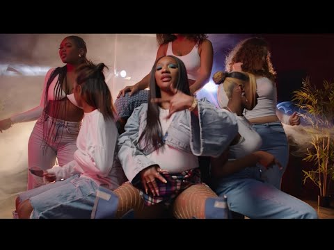 iama - Bodyguard (Clip Music Officiel)