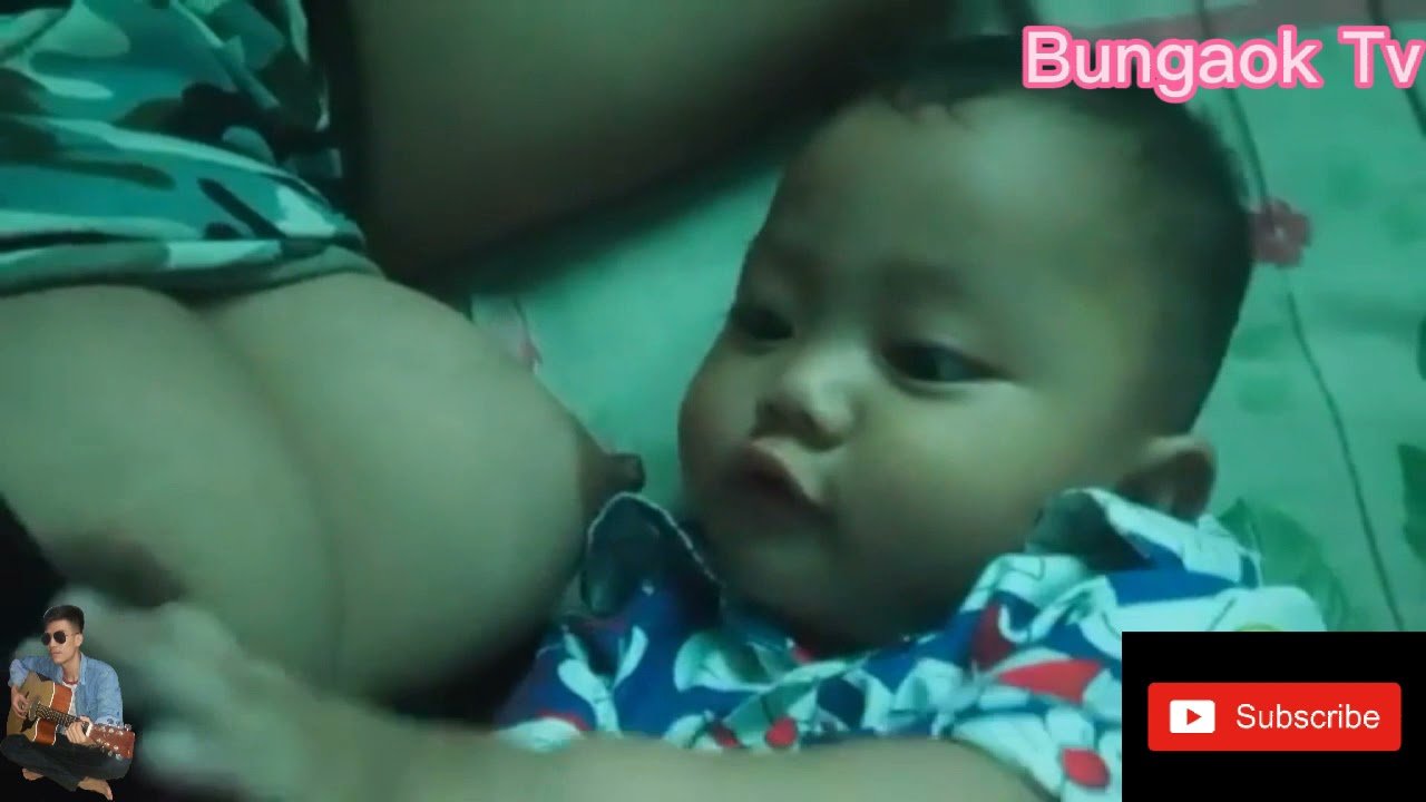 Ibu Ibu Cantik Menyusui Anak || Ibu Menyusui