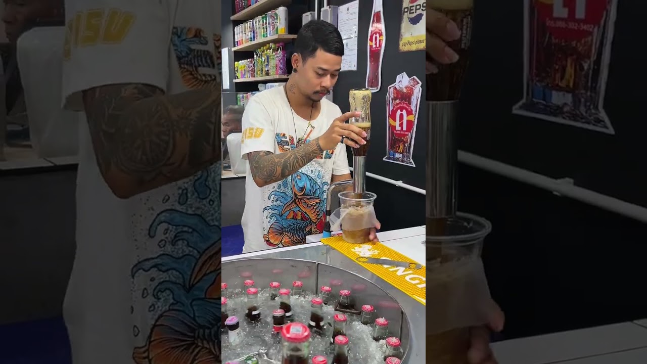 Ice Cold Coca-Cola | Thai Street Food Snap