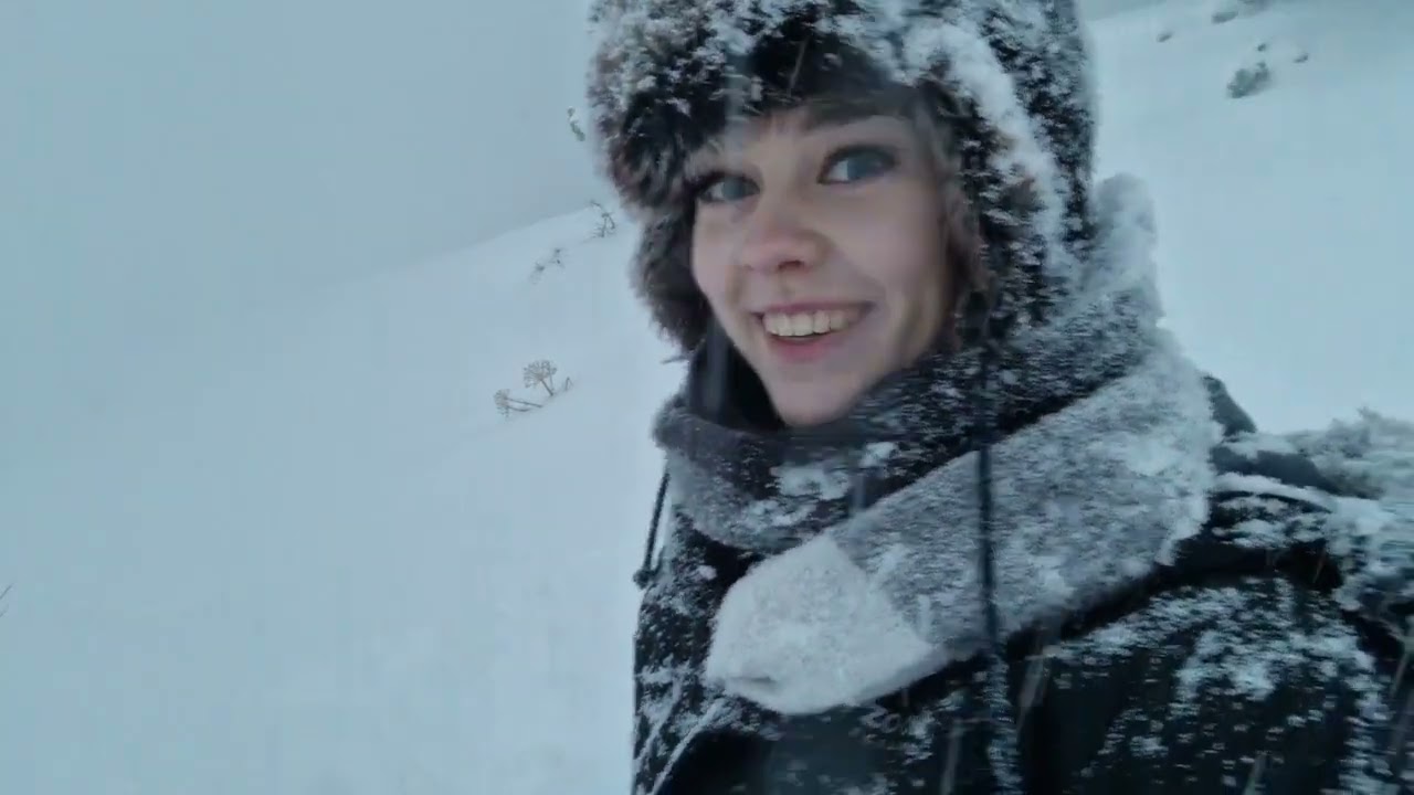 Icelandic streamer gets caught in snow storm... | sanxyra
