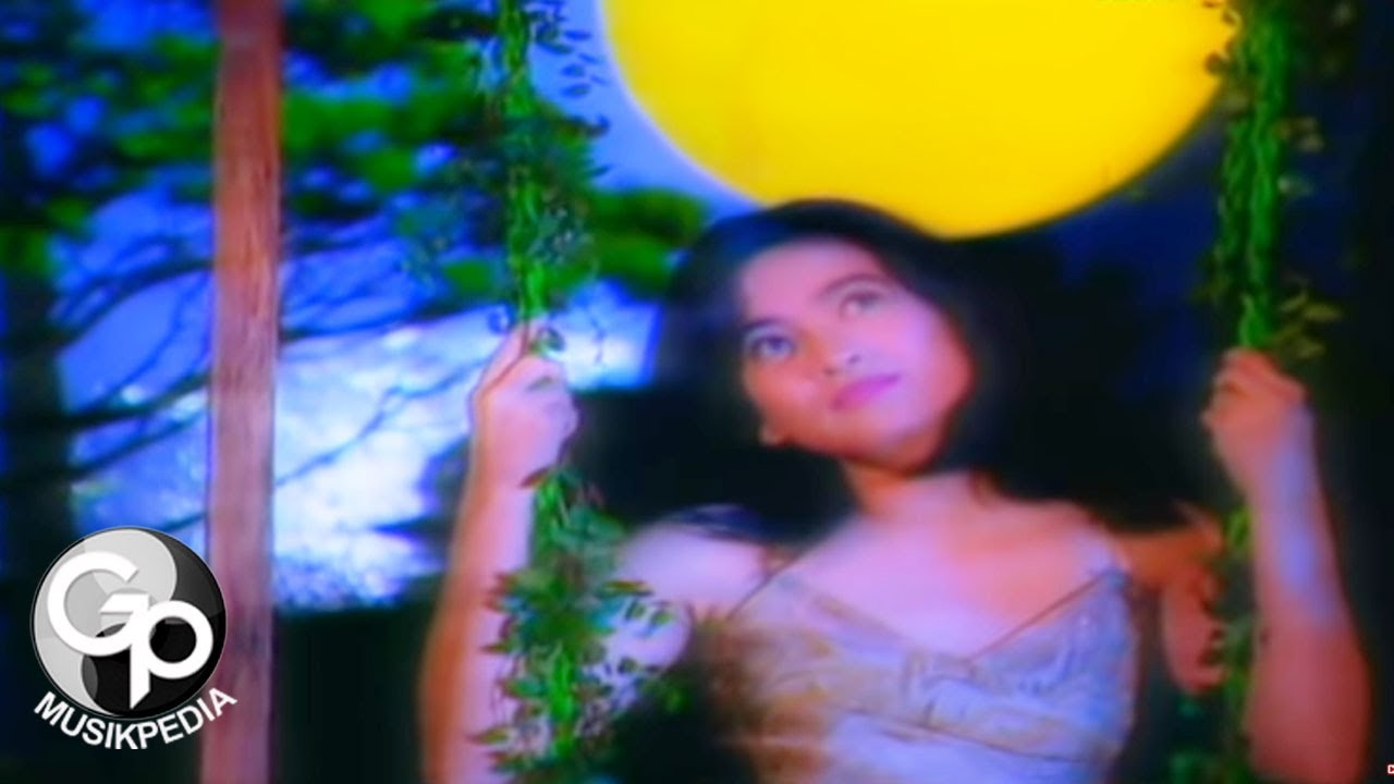 Ikke Nurjanah - Padang Bulan (Official Music Video)