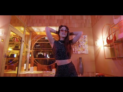 IMRIK & MissMia - Smack That [Official Music Video]