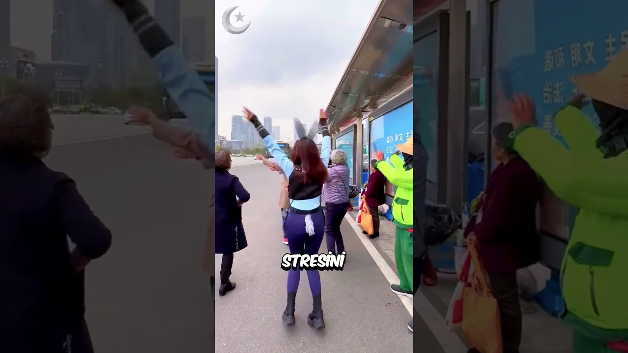 Çin'de Bu KIZLAR Otobüs Şoförleri İçin DANS Ediyor 😯