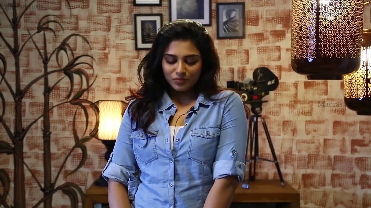 Indhuja Sexy🔥