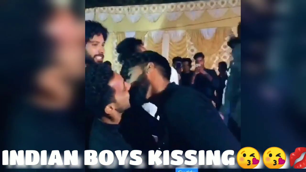 INDIAN DESI BOYS KISSING 😘😘 DANCING Hottest DESI SEXY MENS HUNKS
