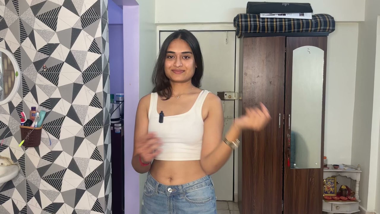 Indian Girl Navel Show During Audition Introduction #navel #audition #mumbai #viralvideo #trending