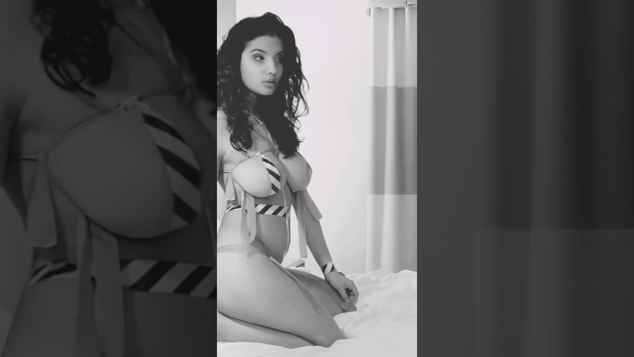 INDIAN NAKED PHOTOSHOOT