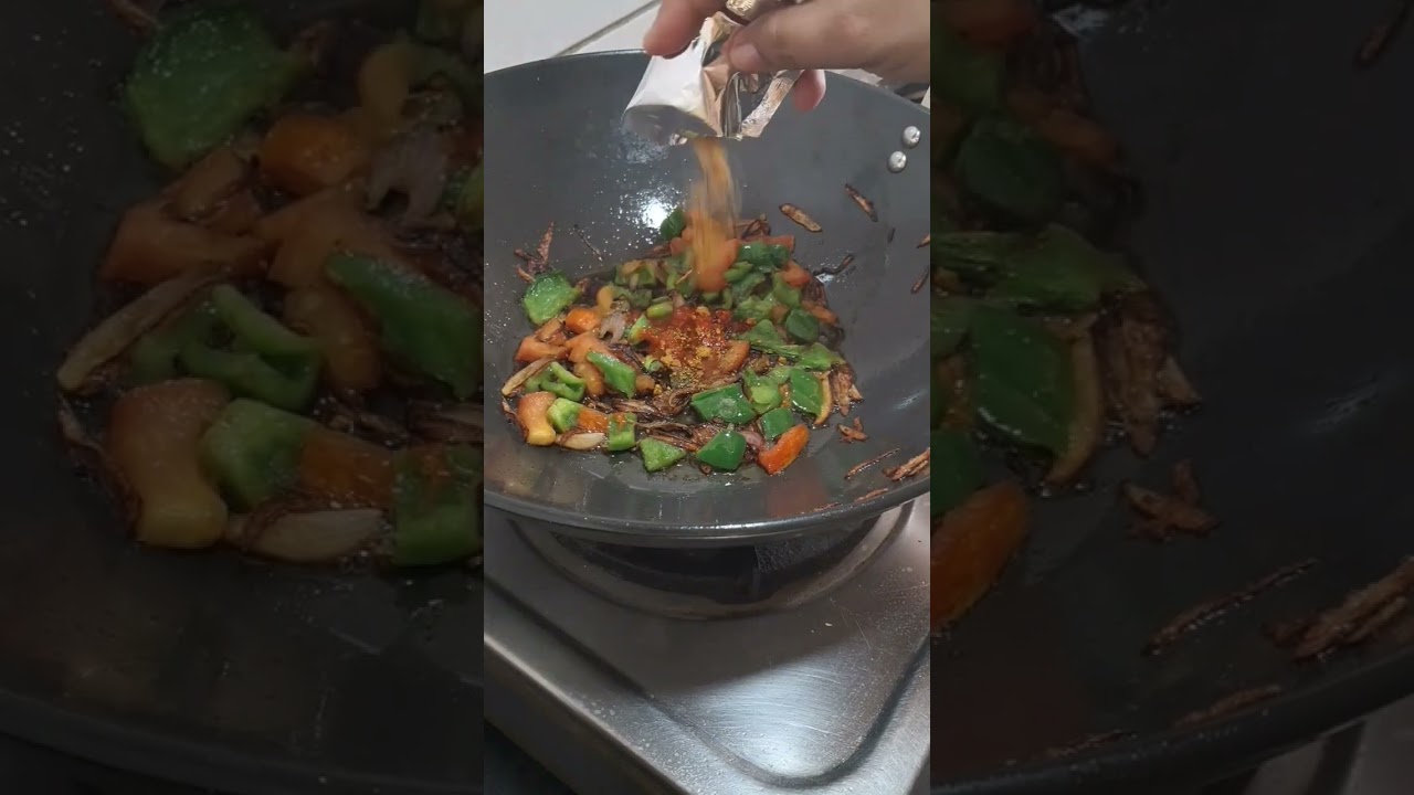 Indo-Chinese noodles #shorts #trending #food #viral #cooking #easyrecipes #streetfood #maggi