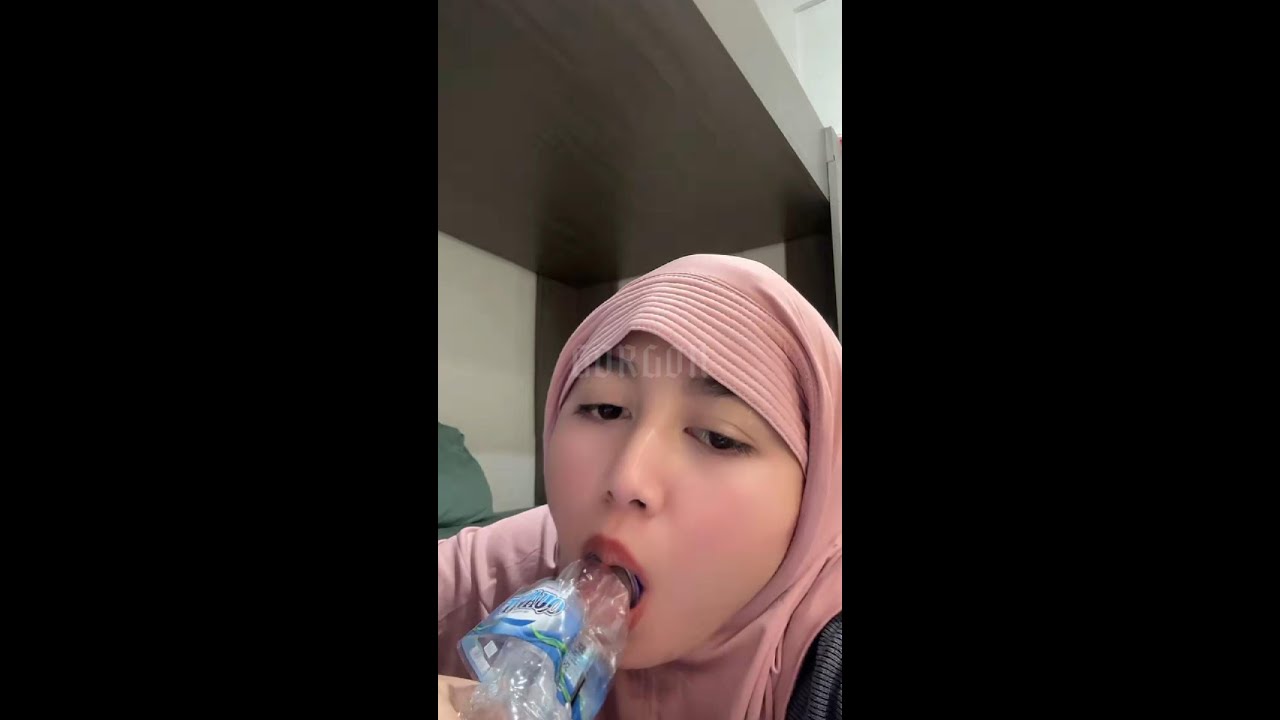Intan24 deliberately makes crazy live tiktok