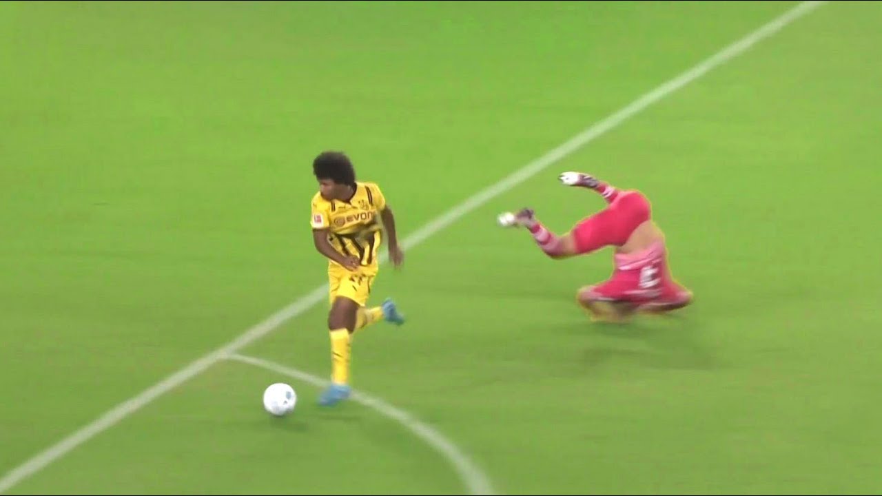 is Karim Adeyemi World's Best Dribbler ? No Seriously is he ?!!