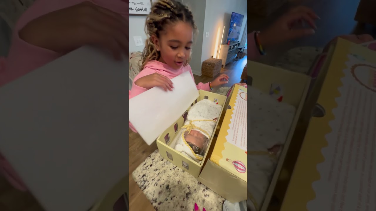Is Reborn Baby Mia the BEST DOLL EVER? #reborn #rebornbaby #scarlett