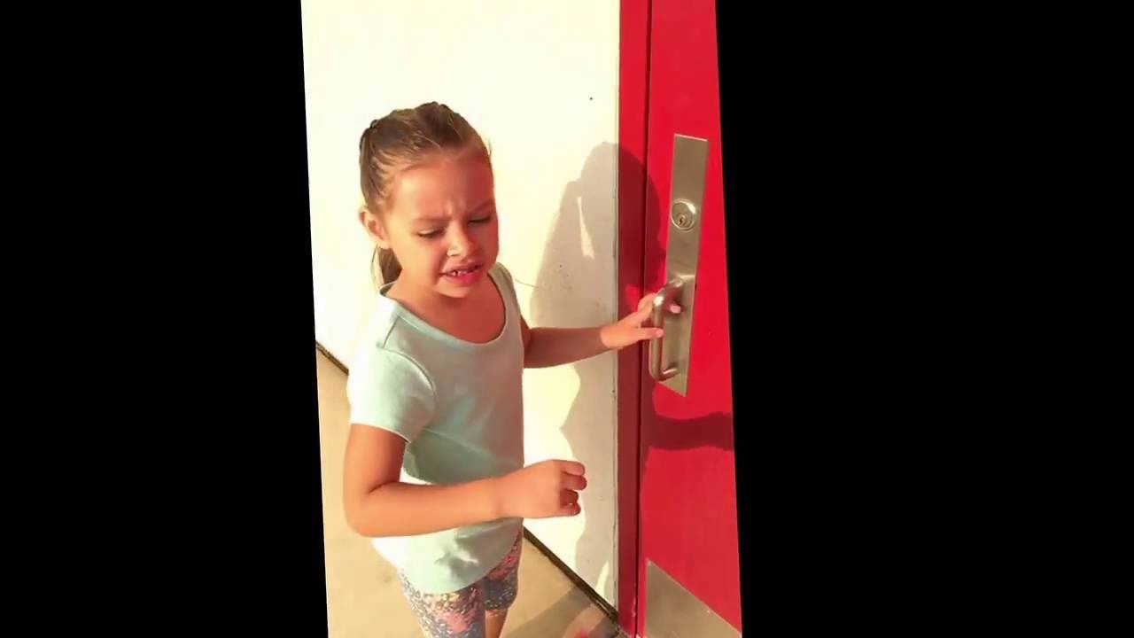 Isabella started Kindergarten/ school w/ autism.