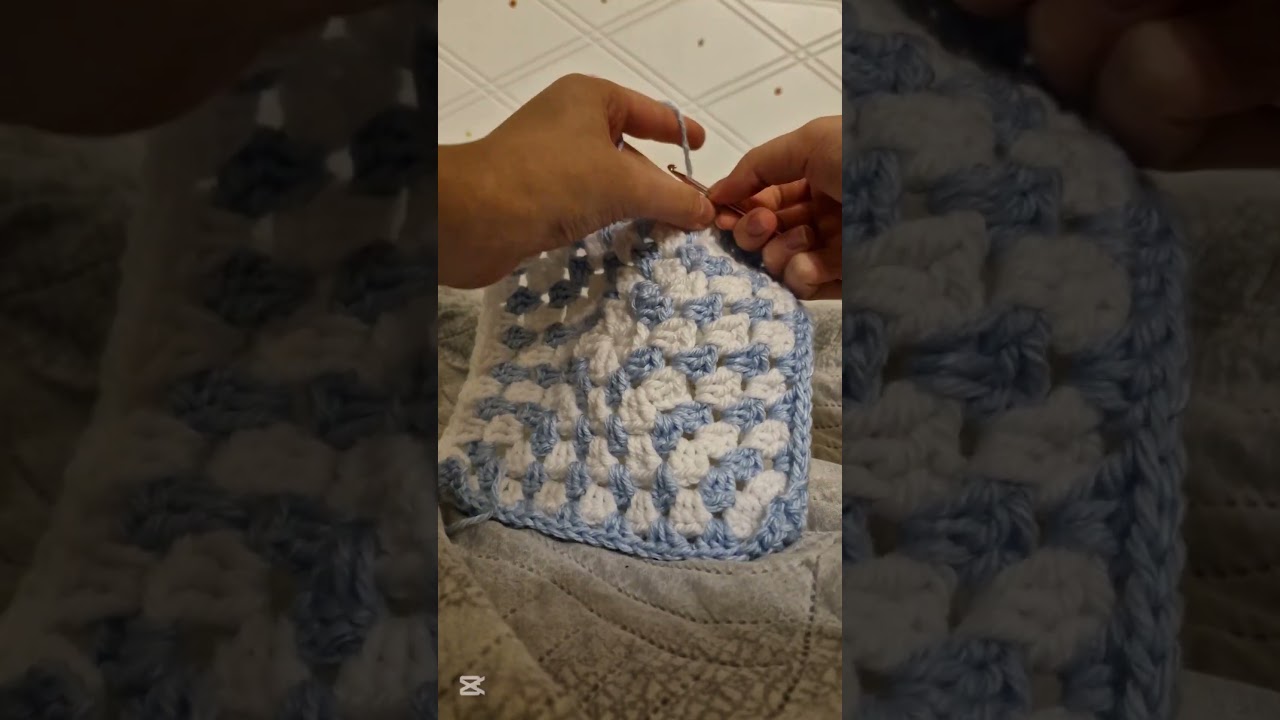 It is ✨ADORABLE✨ I love it sooo much💗💝 #crochet #grannysquare #diyprojects #bag