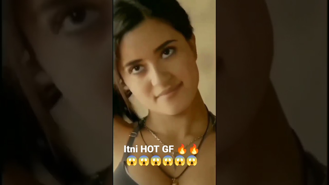 ITNI HOT GF 😱😱😱🔥🔥#viral #trending #bikini #couple #desi #desicouple #honeymoon #sexybikini #romantic