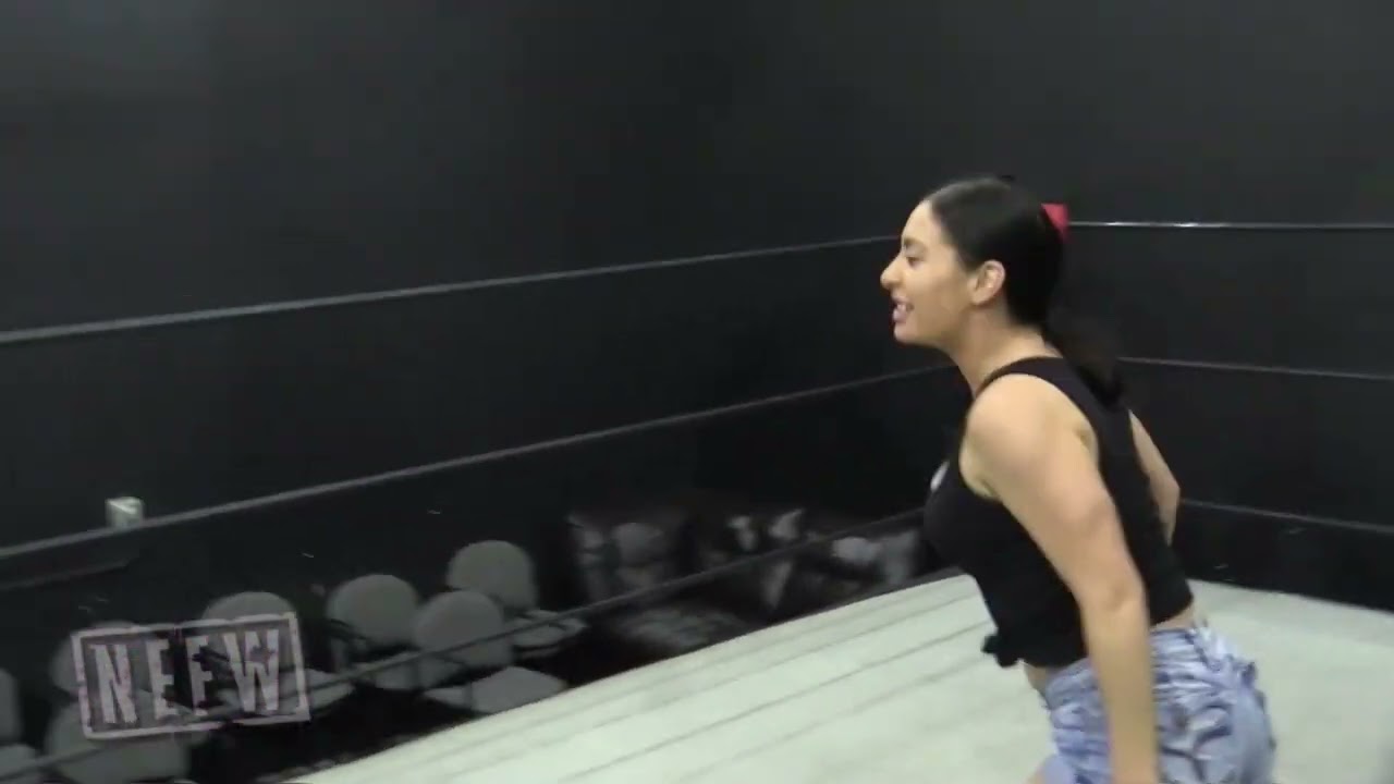 Ivelisse vs karlee perez(catrina)