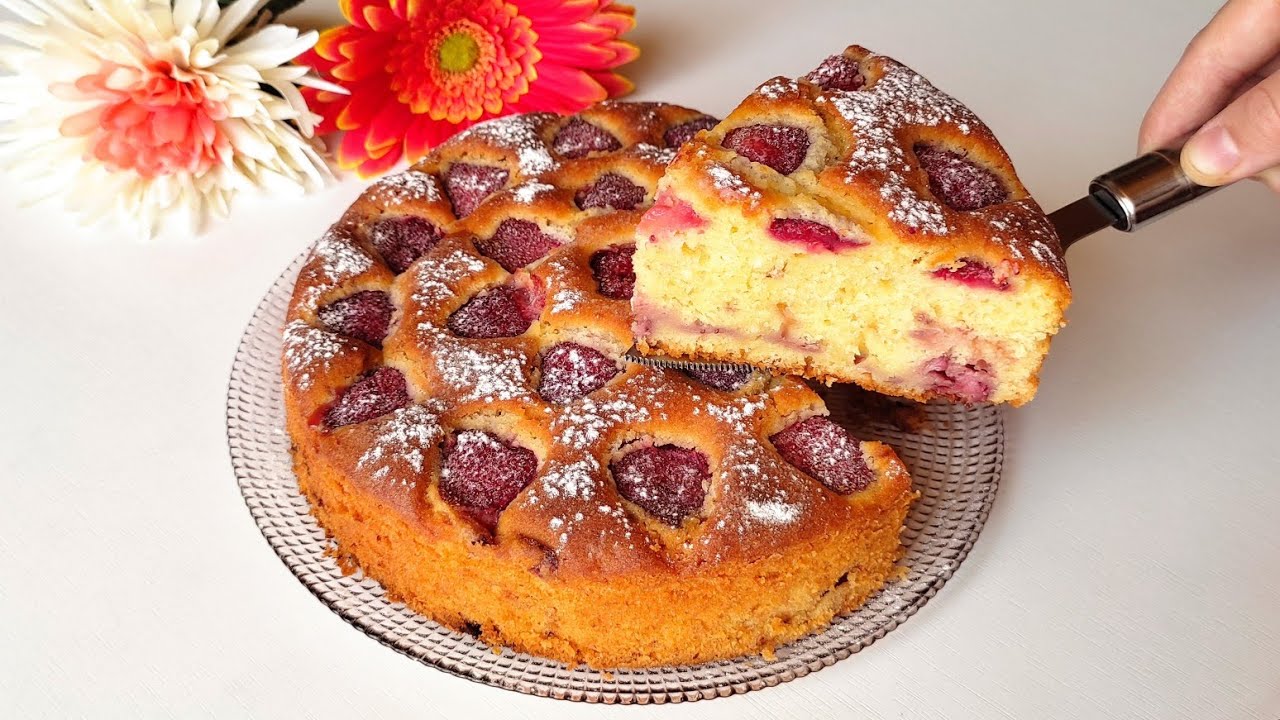 Çiyələkli Kəsmikli Piroqun hazırlanması,🍓 çox dadlı və asan piroq resepti 🍰. @gunesselimova