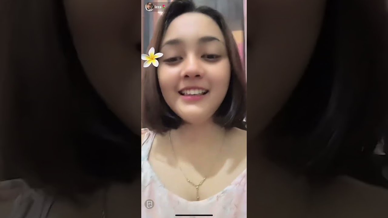 izza live mode sexy 😍