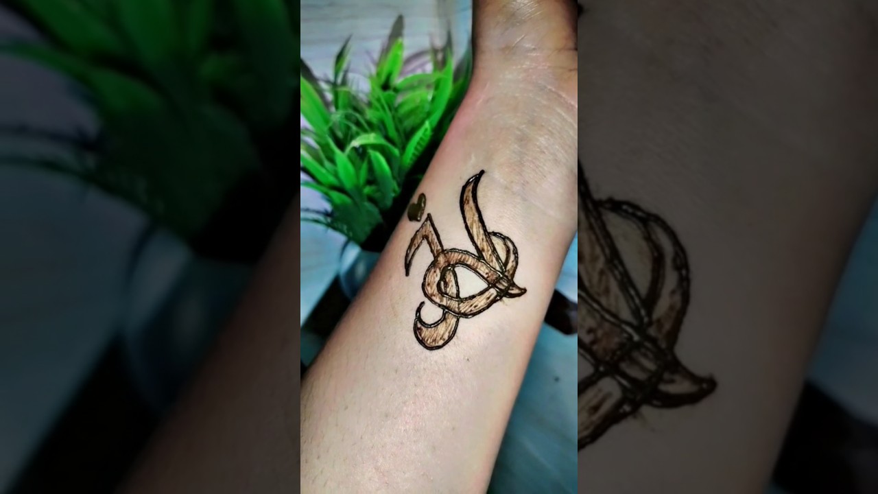 J and H letter Mehandi Design🤗English alphabets mehndi design|#shorts#mahendi #ytshorts#hennatattoo