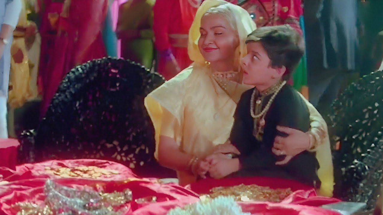 Jab Tum Aa Jate Ho Samne-Maharaja 1998 Full Video Song, Govinda, Manisha Koirala