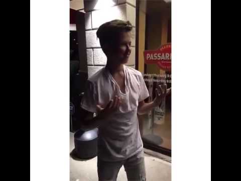 Jacob sartorius ripping of his shirt😍😩💦