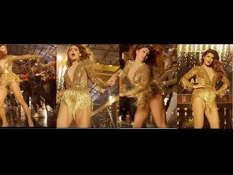Jacqueline Fernandez hot bikini👙 video
