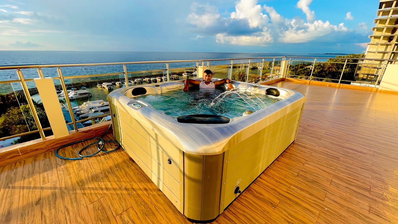 Jacuzzi Bath | Maldives #113
