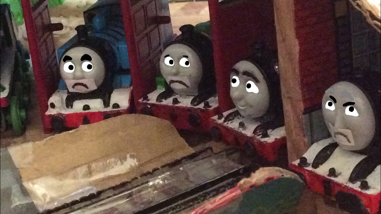 James Gets a New Coat - Showing Off His Repaint - Trackmaster Scene Remake (US)
