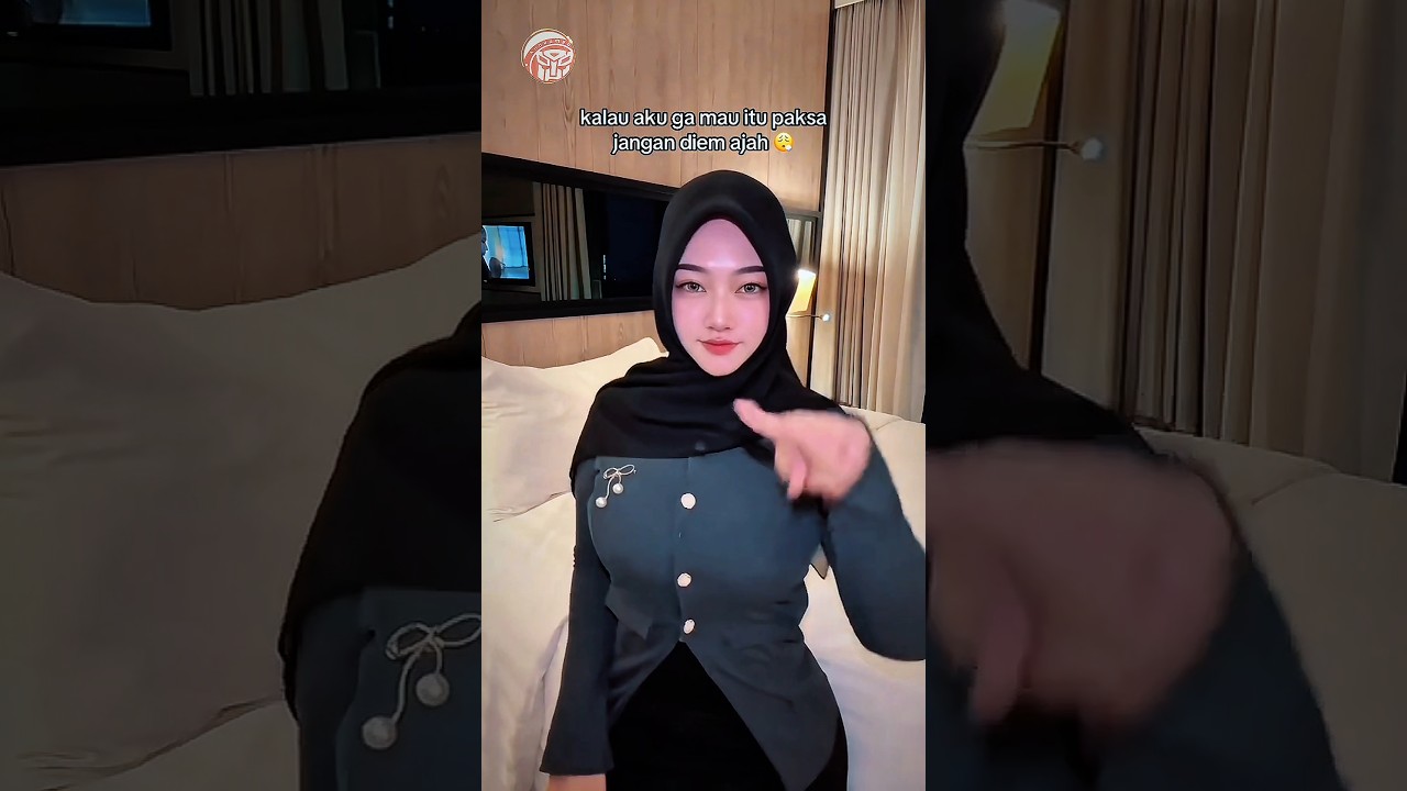 jangan terlena #shorts #hijab #joget #cantik #shortvideo